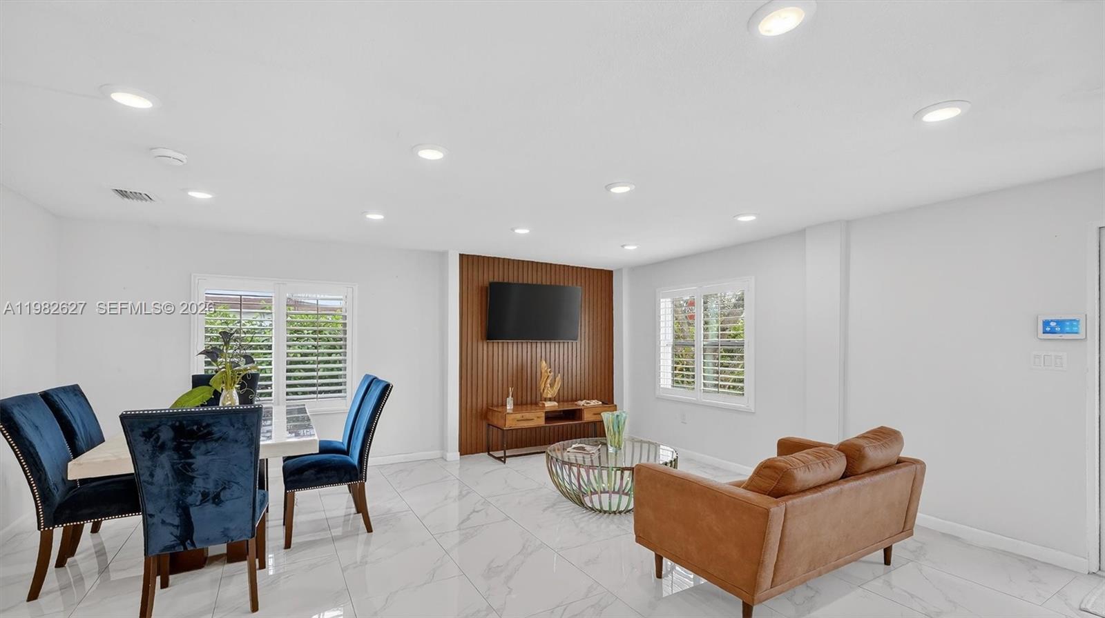 CORAL VILLA REV - Residential