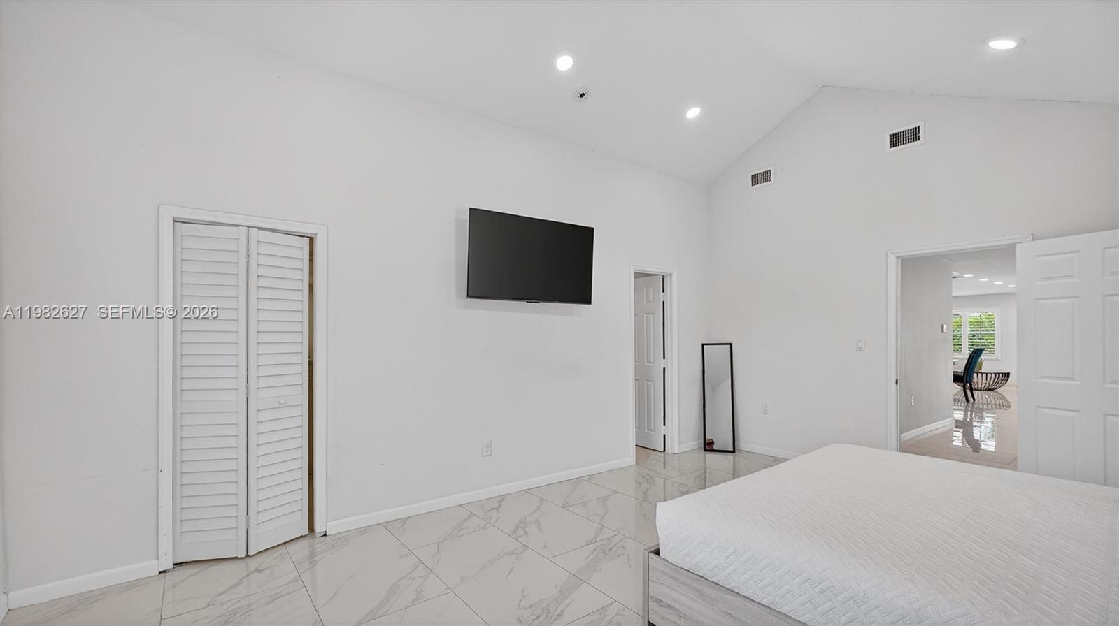 CORAL VILLA REV - Residential