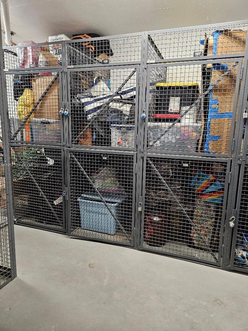 TRADEWINDS BY THE SEA CON - Residential