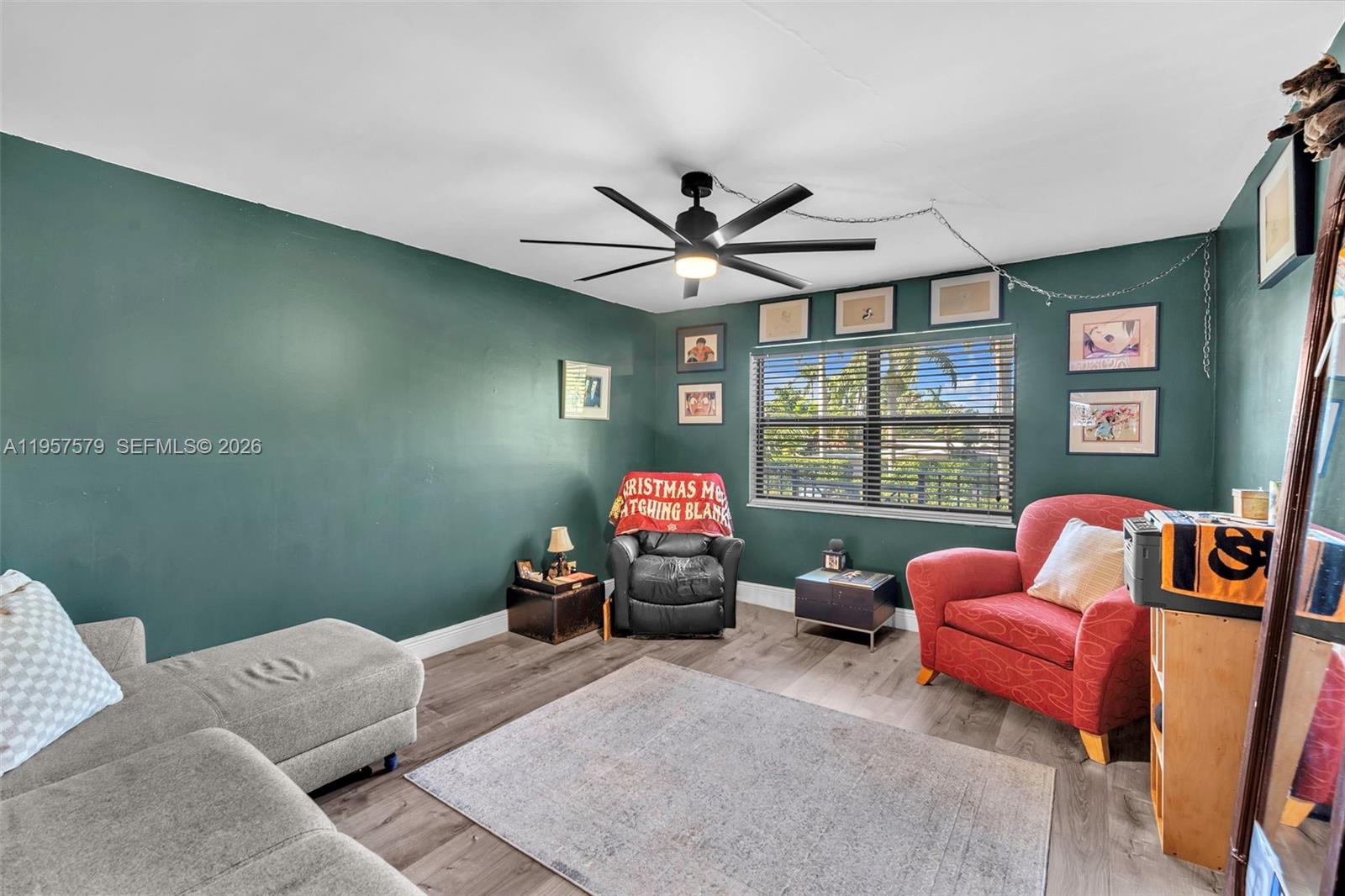 TRADEWINDS BY THE SEA CON - Residential