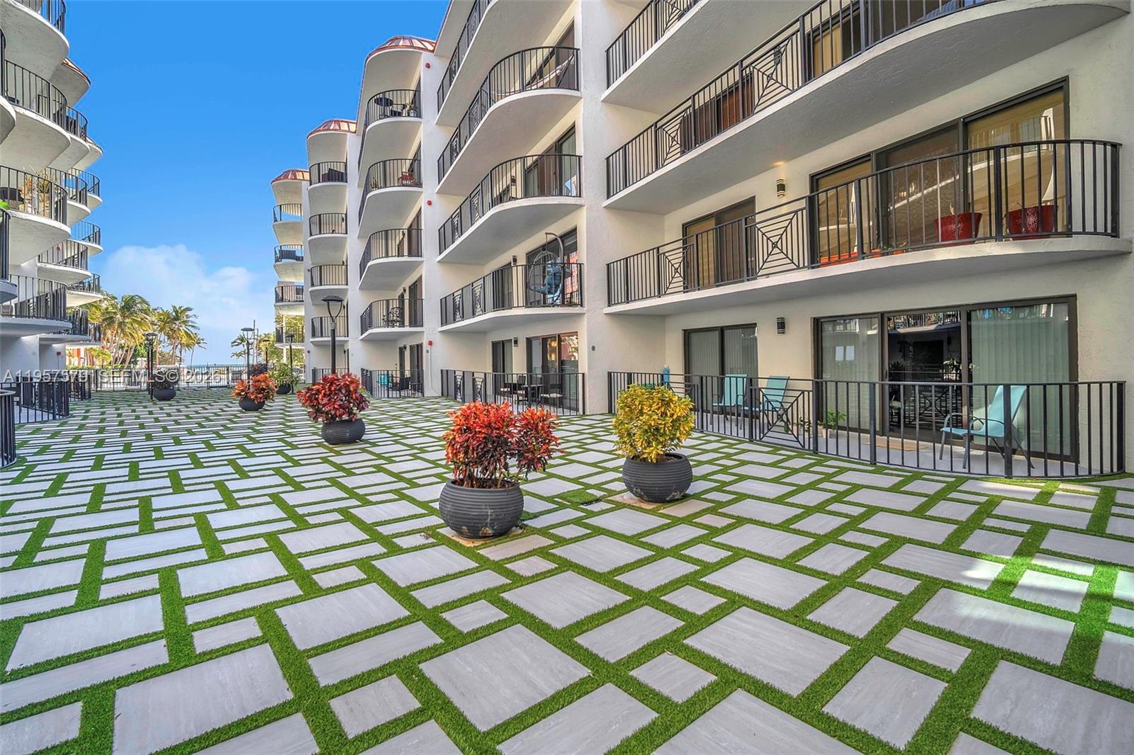 TRADEWINDS BY THE SEA CON - Residential