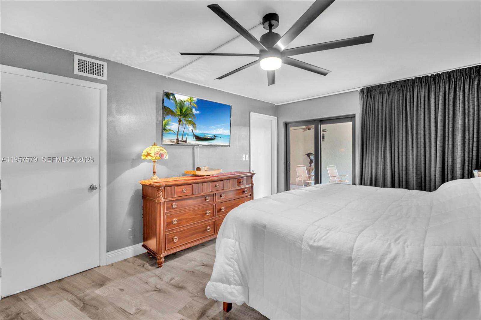 TRADEWINDS BY THE SEA CON - Residential