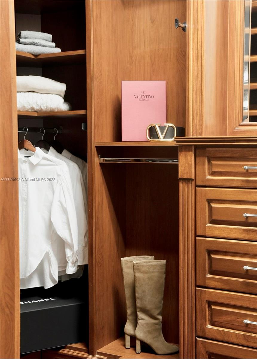 FARMERS ACRES - Residential