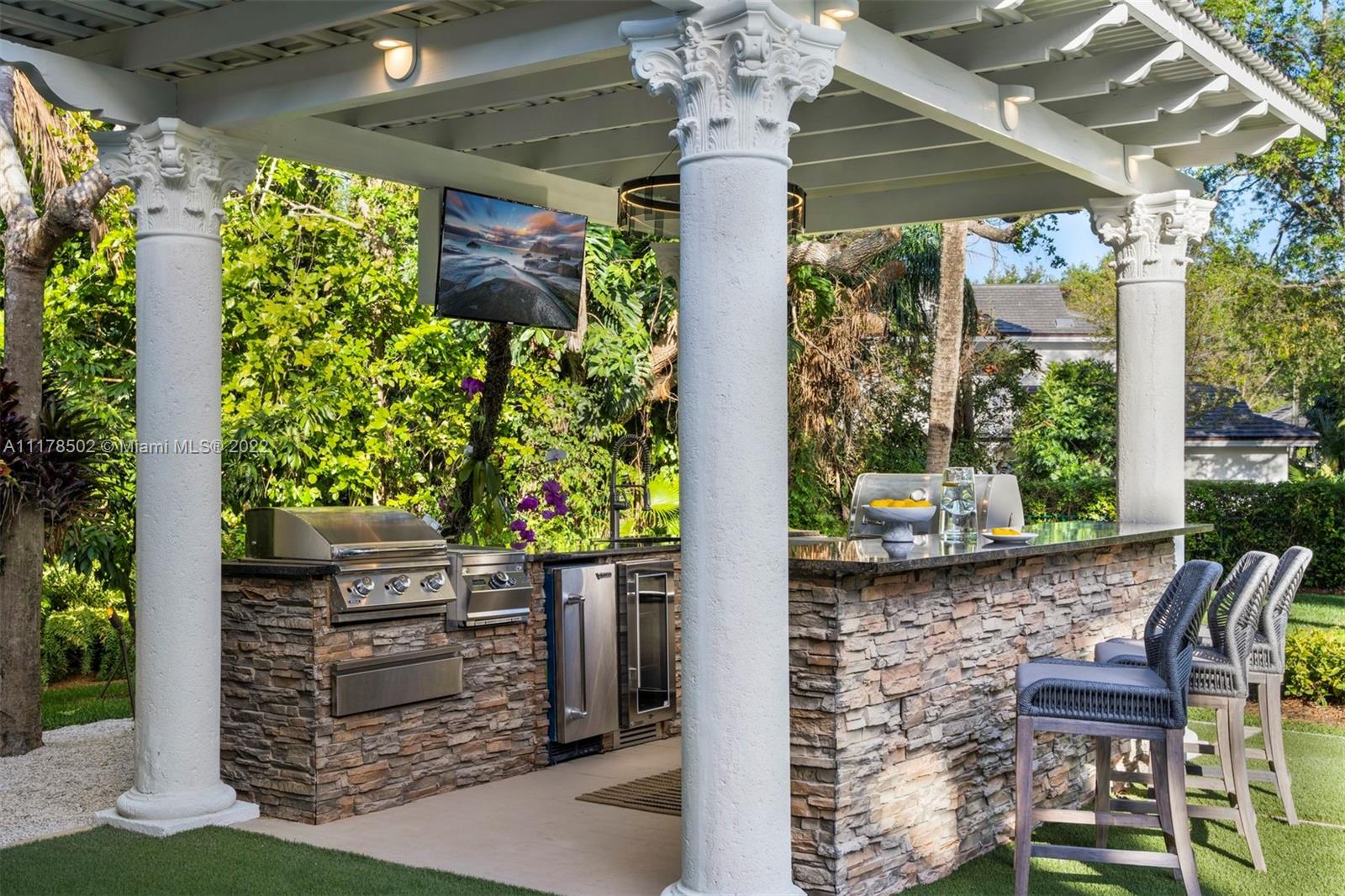 FARMERS ACRES - Residential