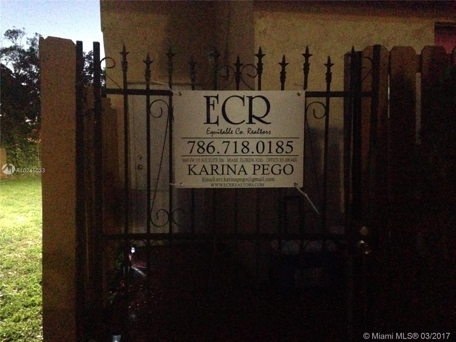 COUNTRY LAKE MANORS TOWNH - Residential Lease