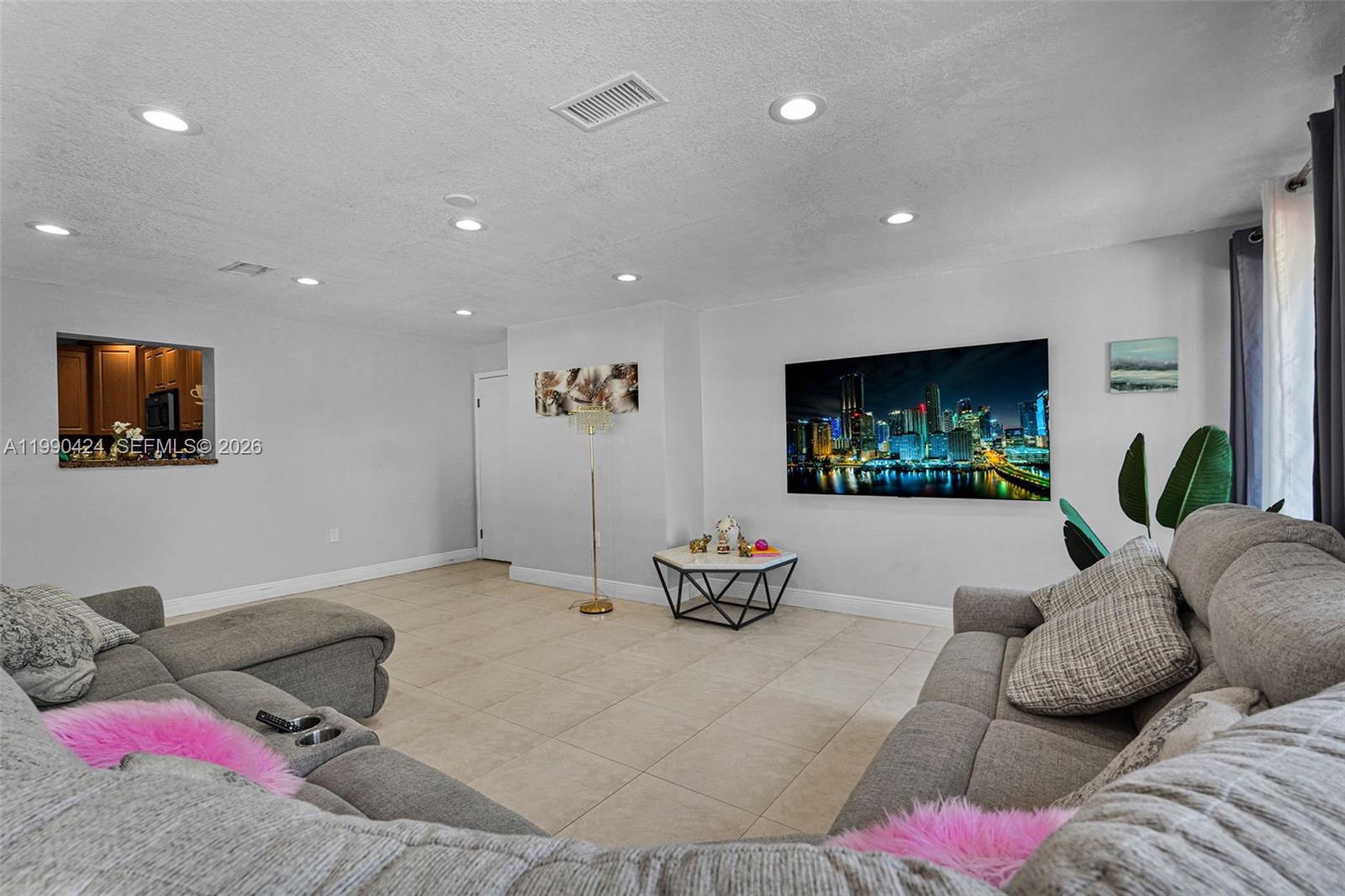 SARATOGA HEIGHTS RE-SUB - Residential