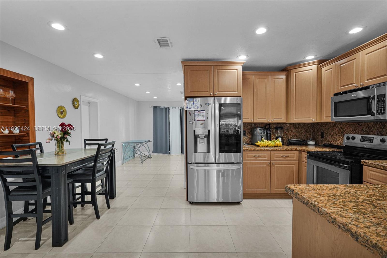 SARATOGA HEIGHTS RE-SUB - Residential