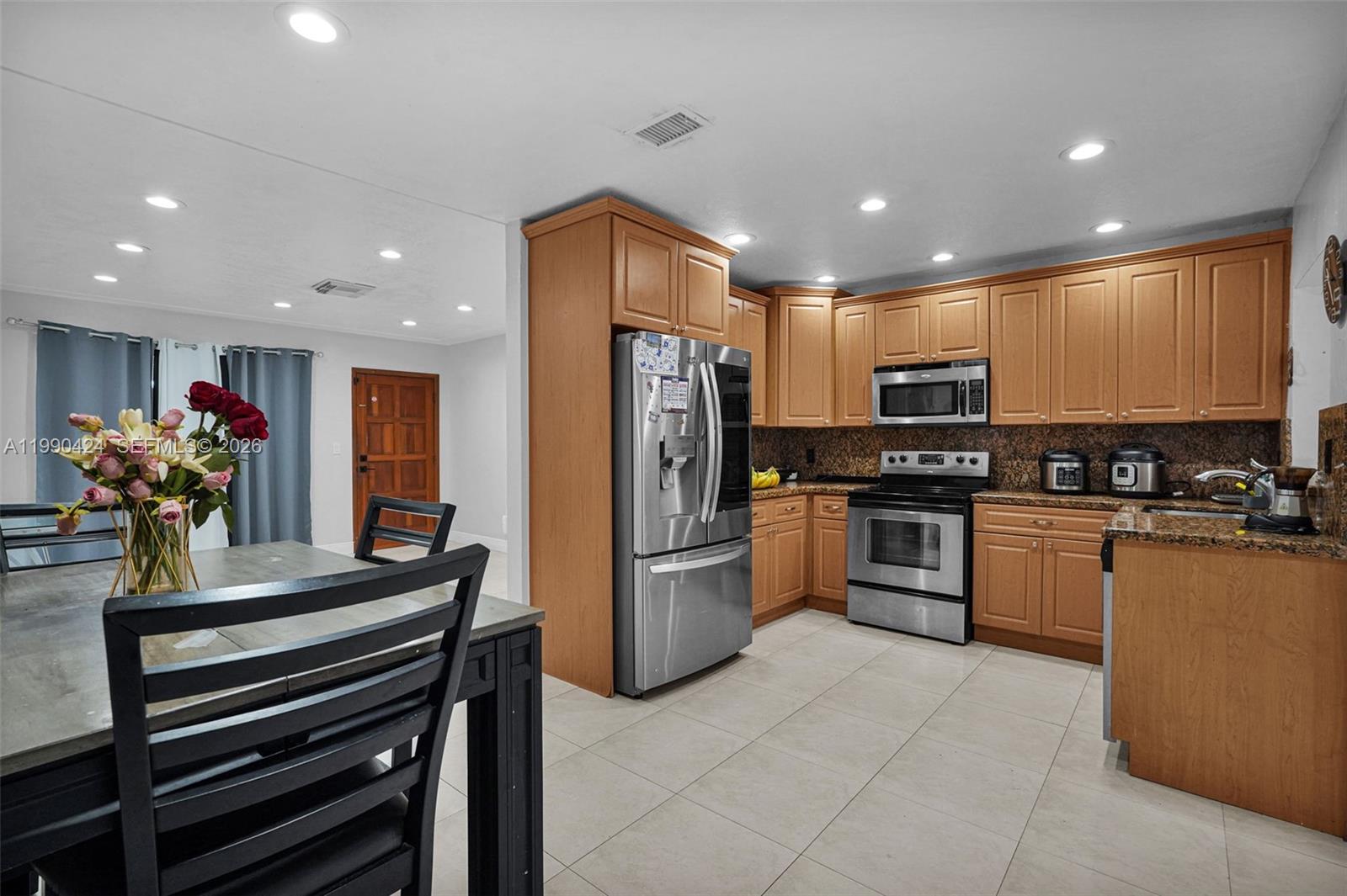 SARATOGA HEIGHTS RE-SUB - Residential