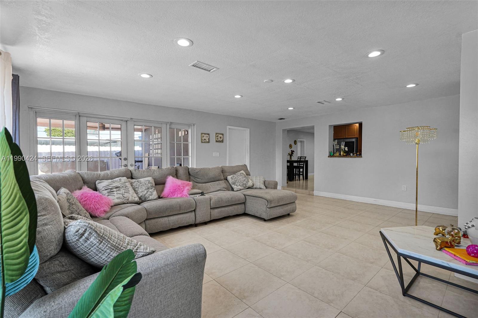 SARATOGA HEIGHTS RE-SUB - Residential