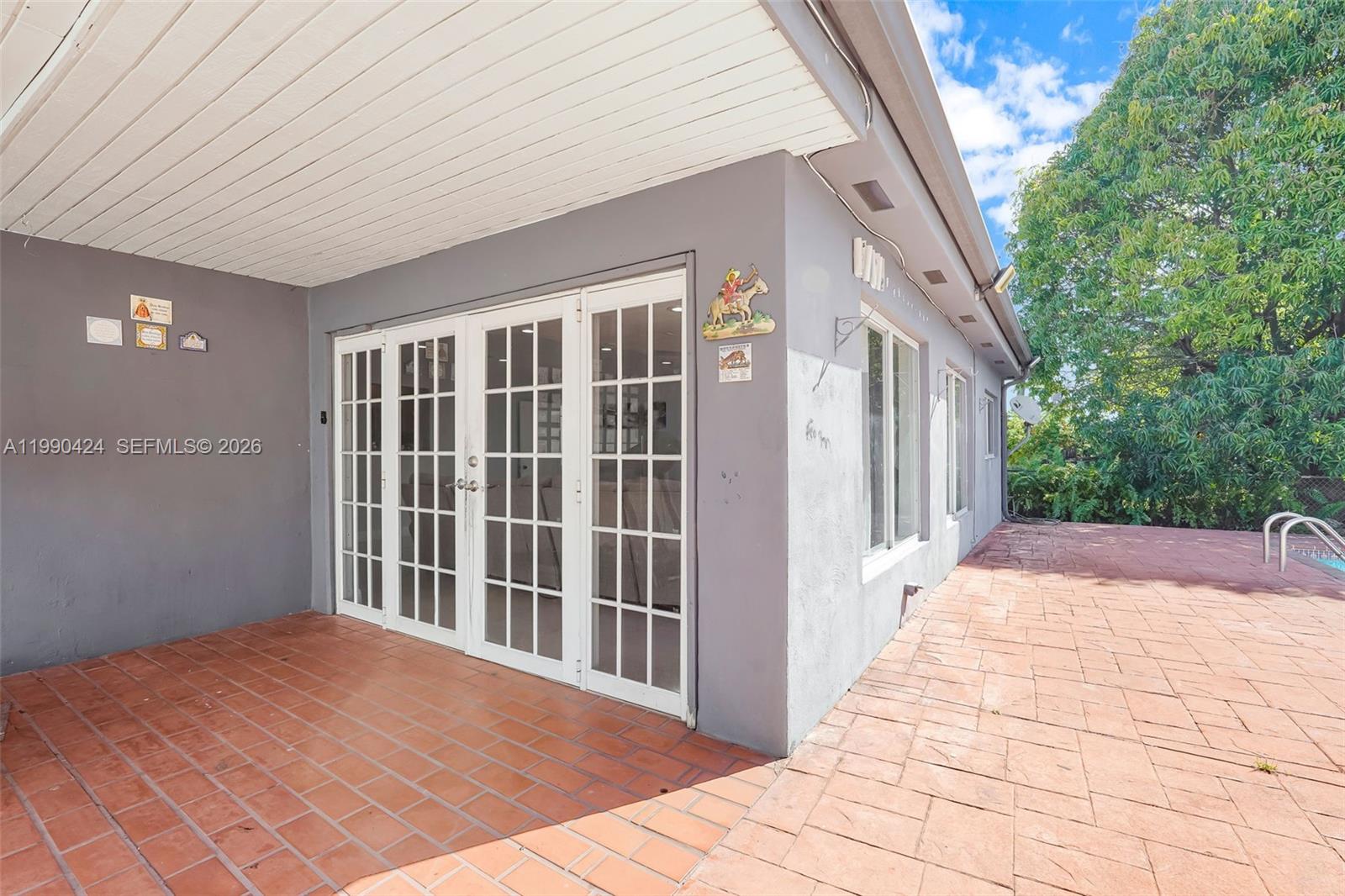 SARATOGA HEIGHTS RE-SUB - Residential