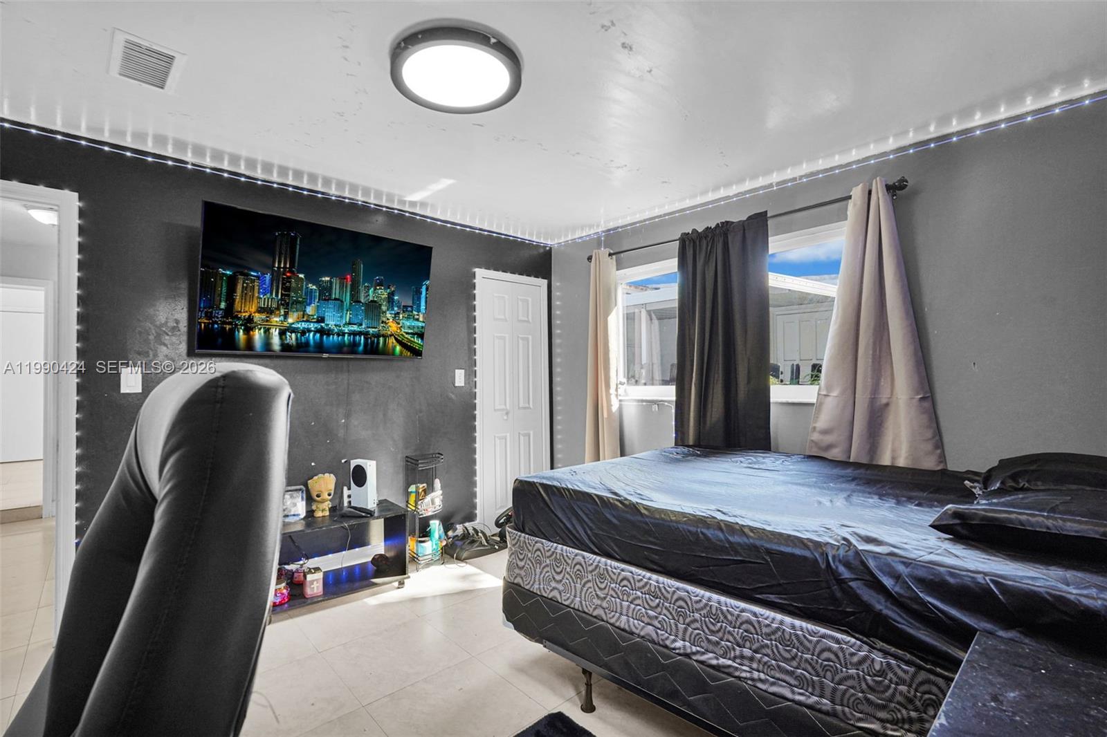 SARATOGA HEIGHTS RE-SUB - Residential