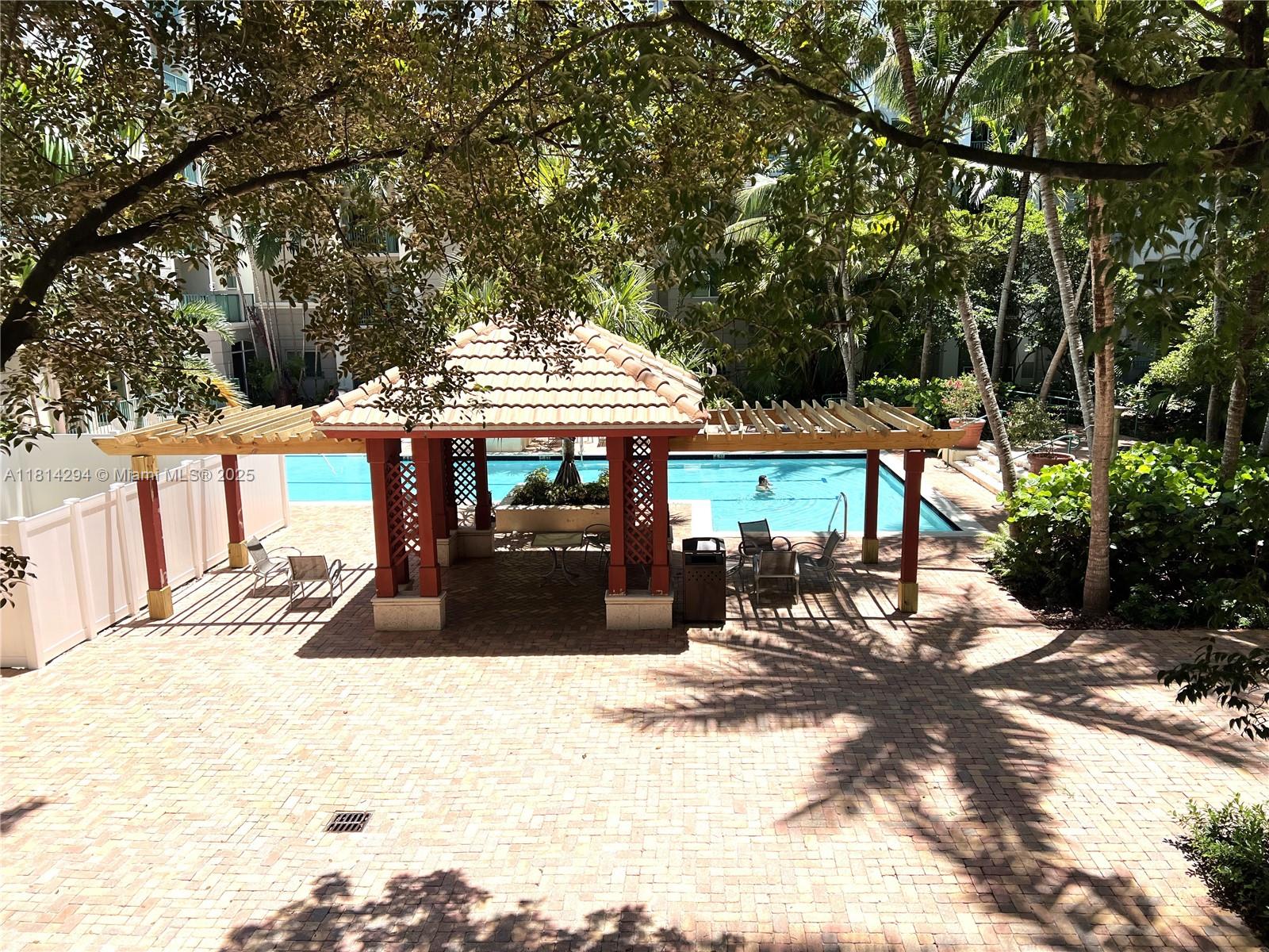 Live in Style near the U! Fully Furnished 2/2 in Coral Gables
Attention University of Miami students and professionals! This beautiful 2 bedroom, 2 bathroom unit in Coral Gables is the perfect place to call home. Skip the hassle of buying furniture and move right in! Enjoy the convenience of in-unit laundry and unwind on your private balcony with a garden view. Stay active with the complex's pool and gym.