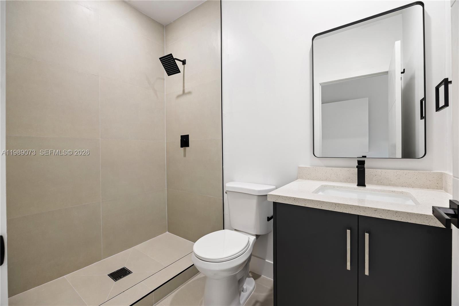 TOWN OF HALLANDALE B-13 - Residential Lease