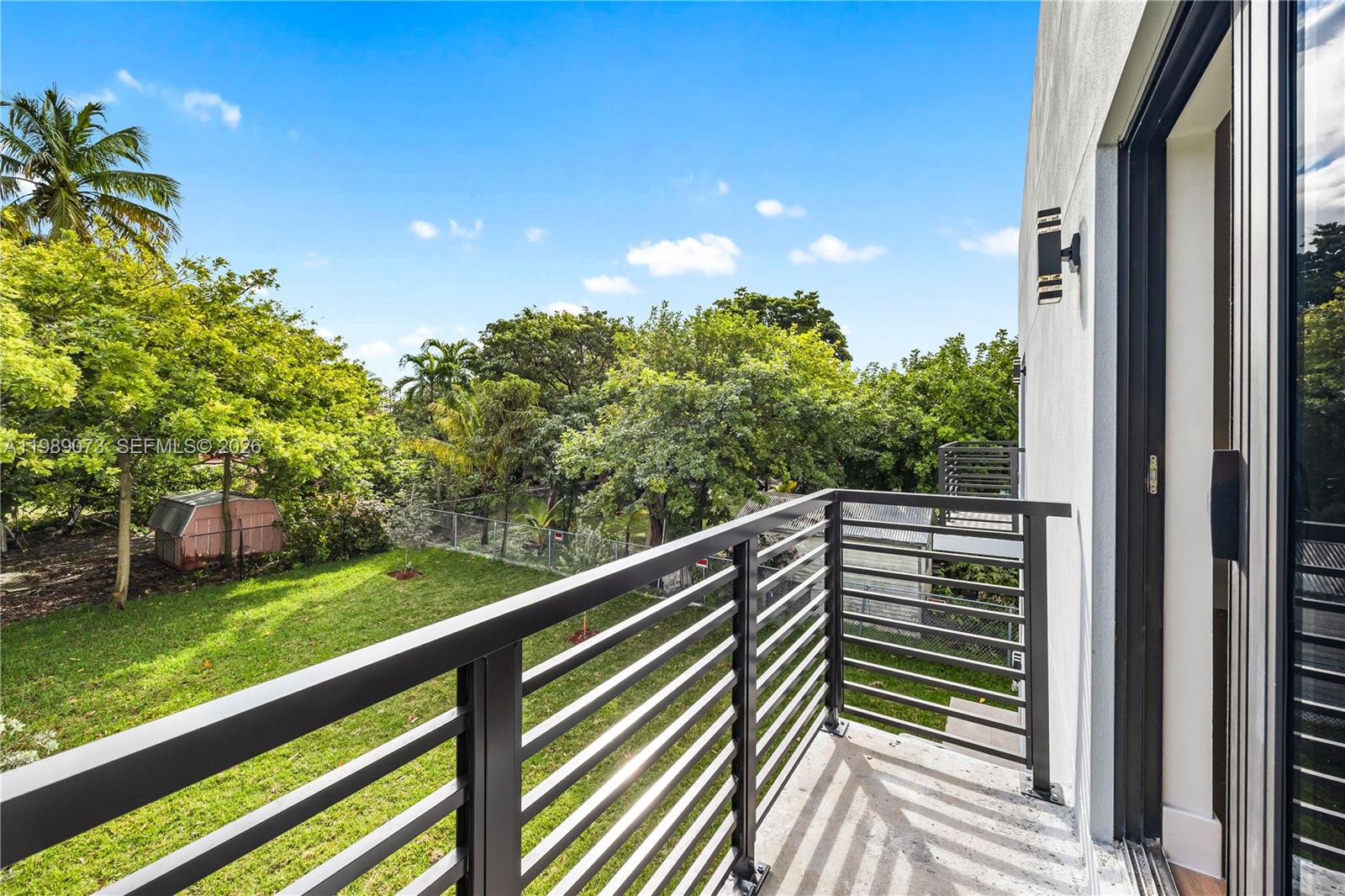 TOWN OF HALLANDALE B-13 - Residential Lease