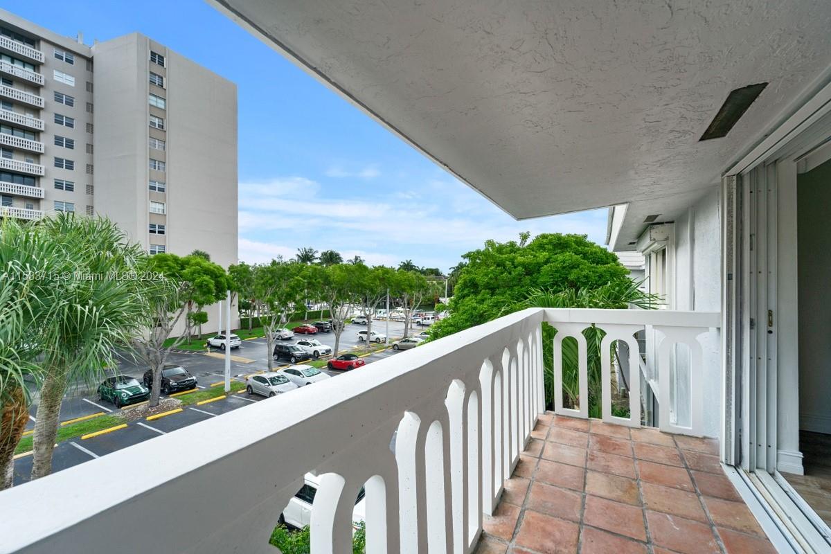 WATERS EDGE OF CORAL GABL - Residential Lease