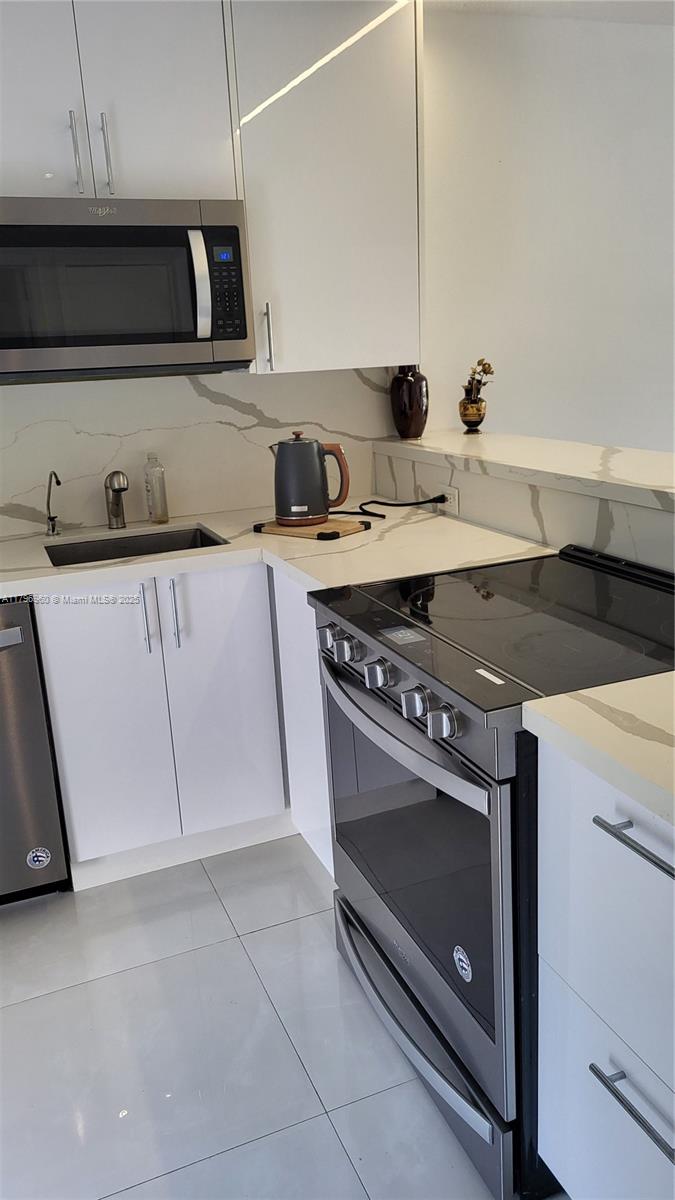 ENSENADA CONDO BLDG E-I - Residential
