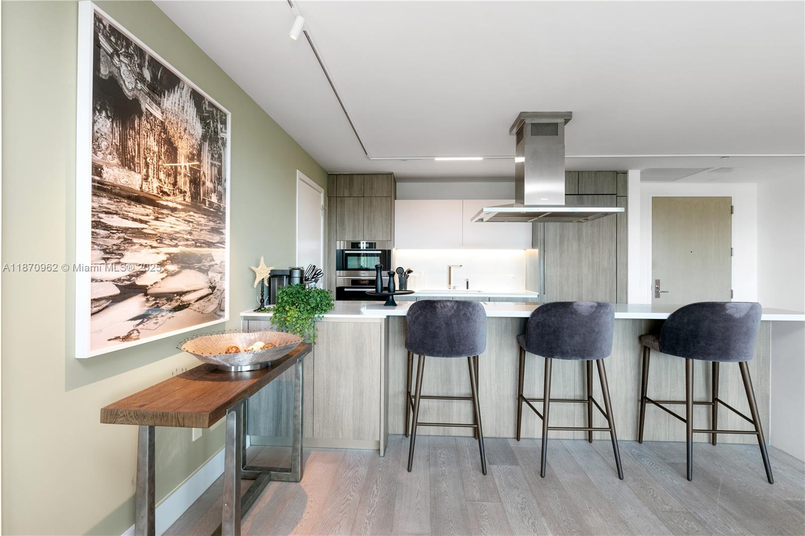 OCEANA KEY BISCAYNE CONDO - Residential Lease