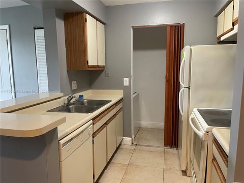 1247 SW 46th Ave 1312 Pompano Beach FL 33069