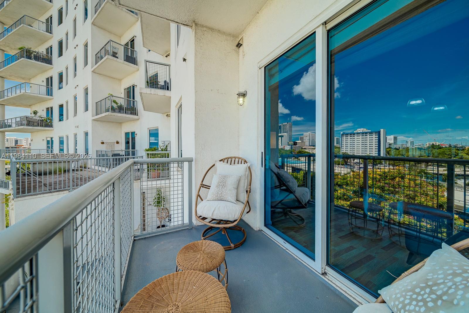 NEO CONDO - Residential Lease