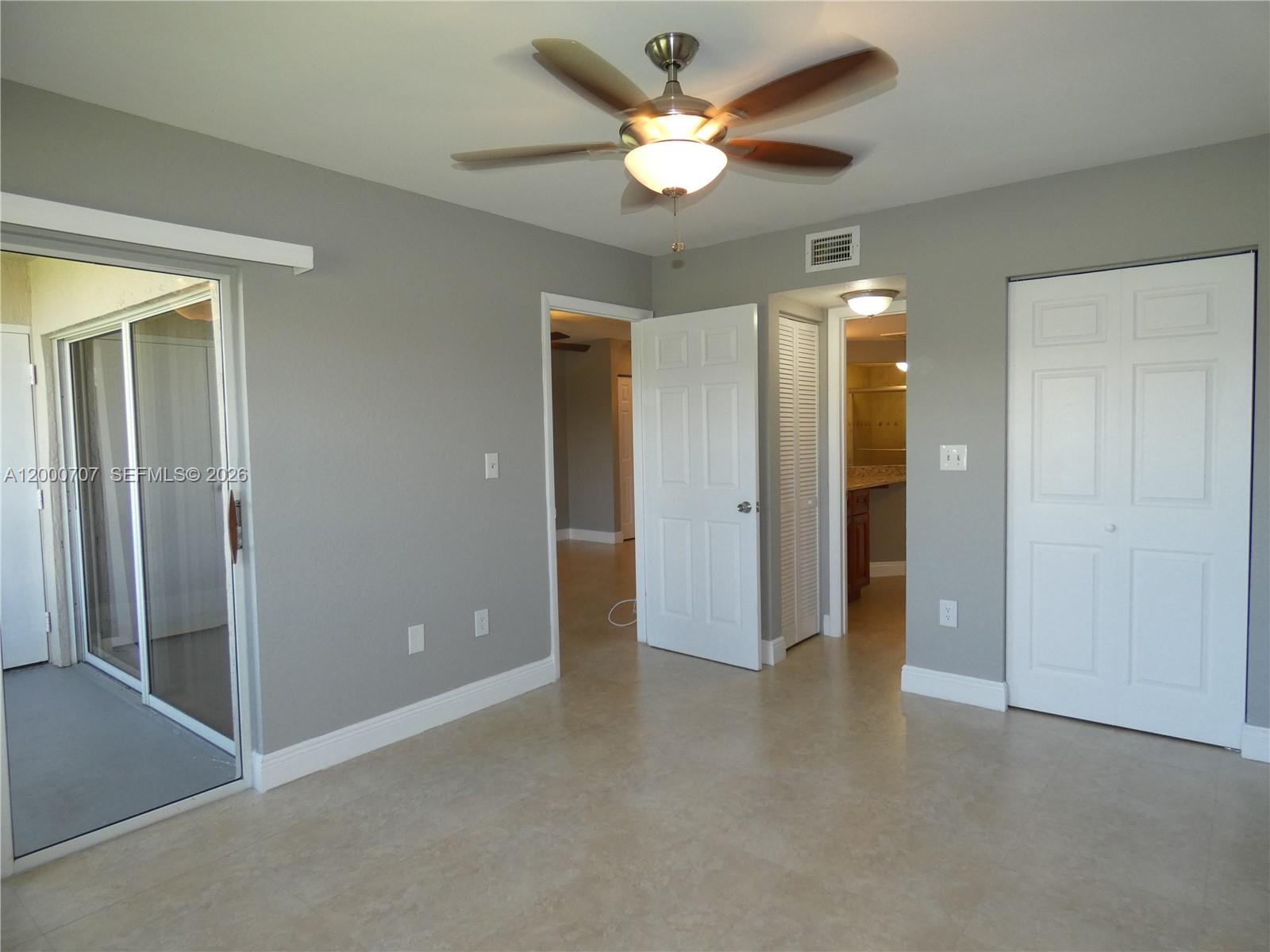 LAKEVIEW CLUB CONDO - Residential Lease