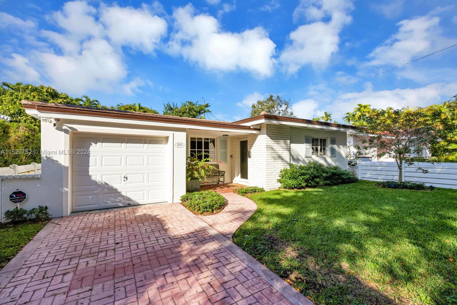 Property for Sale at 235 Aledo Ave, Coral Gables, Broward County, Florida - Bedrooms: 2 
Bathrooms: 3  - $1,369,000