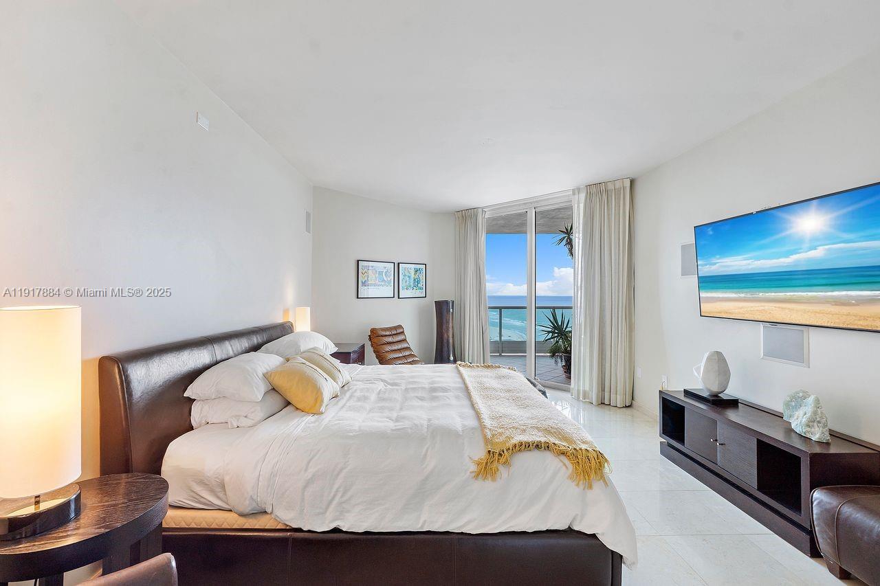 CAPOBELLA CONDO - Residential