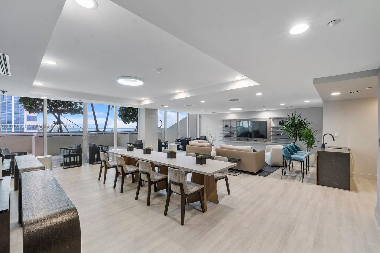 CAPOBELLA CONDO - Residential