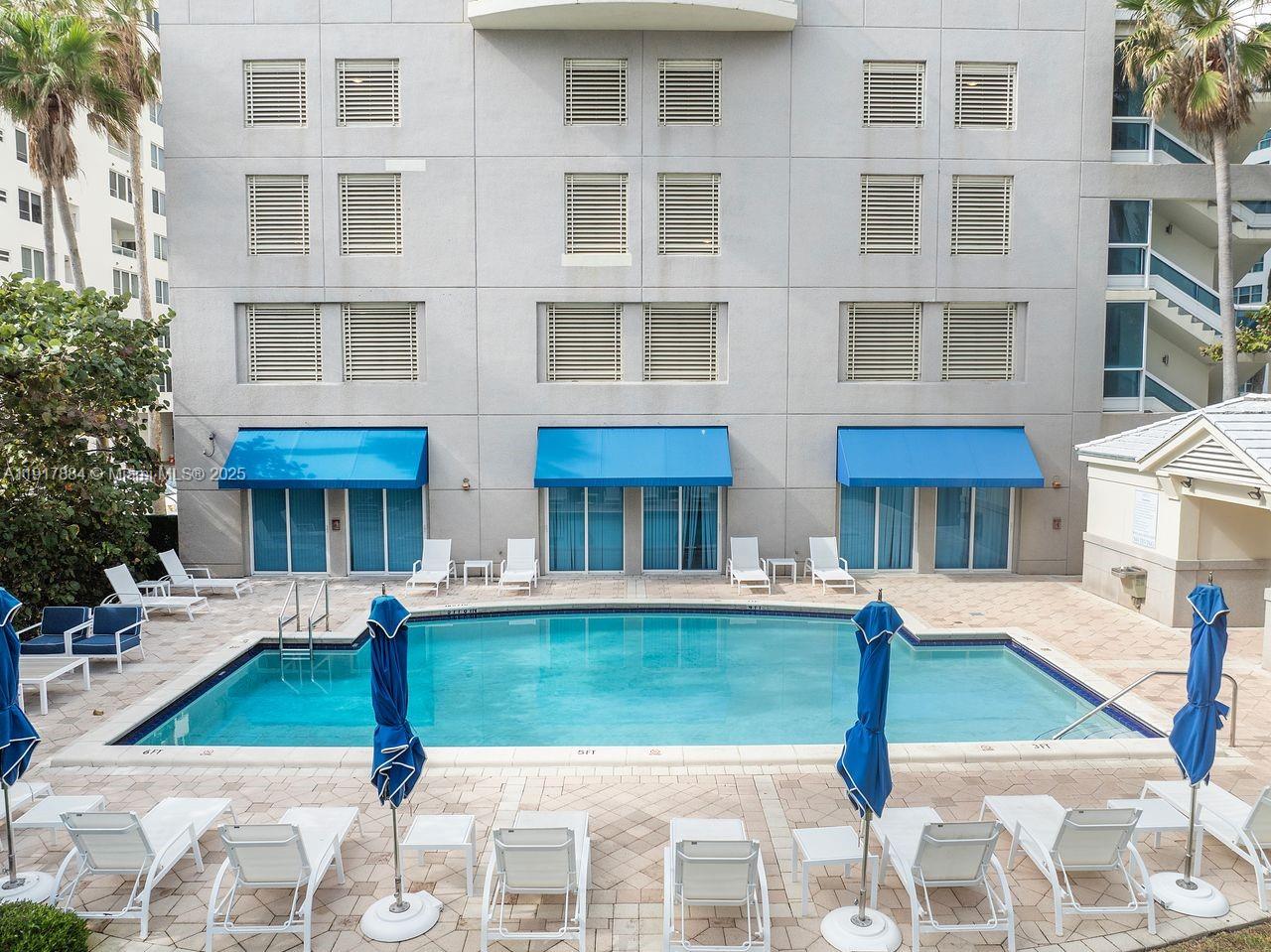 CAPOBELLA CONDO - Residential