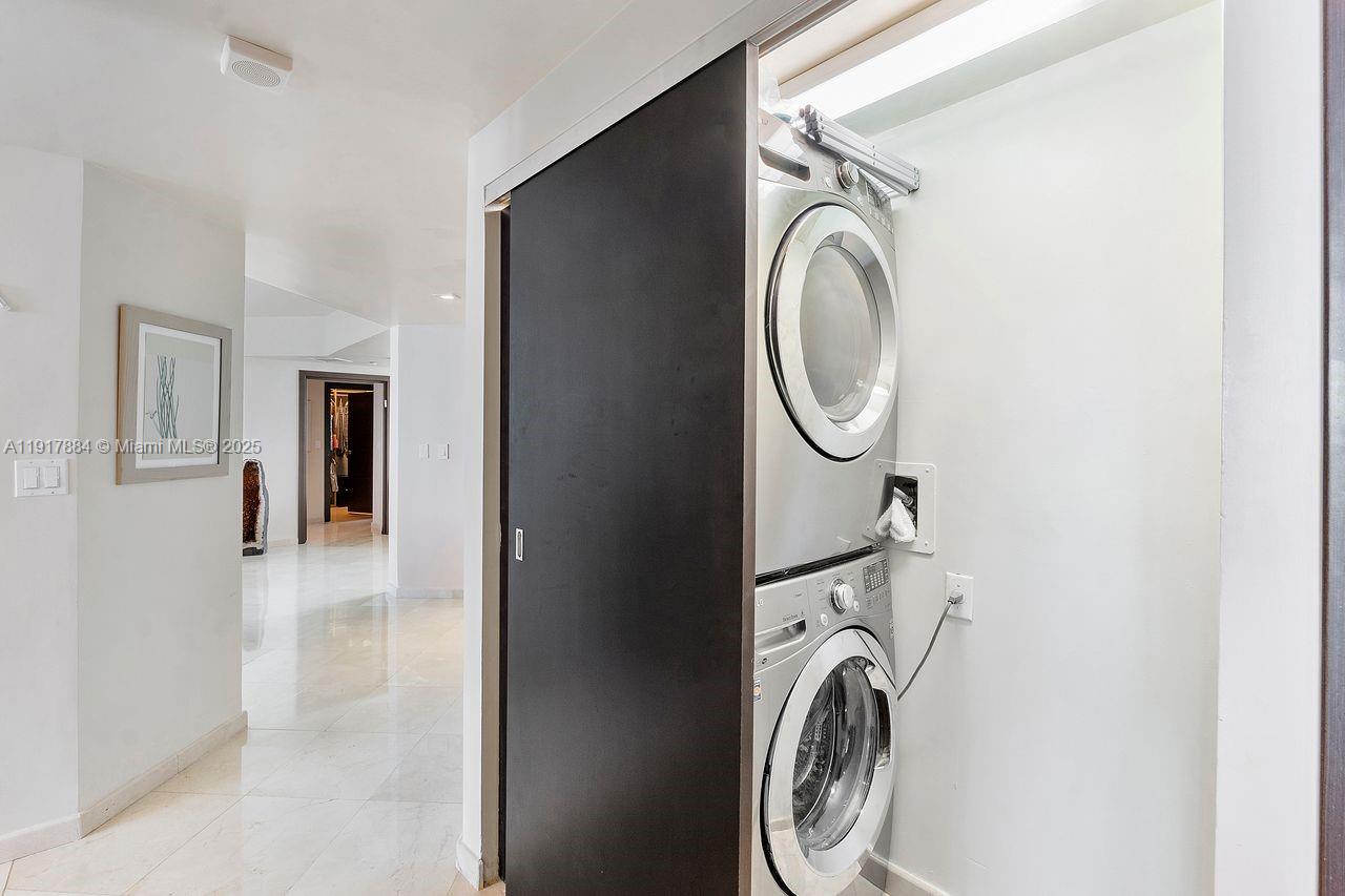 CAPOBELLA CONDO - Residential