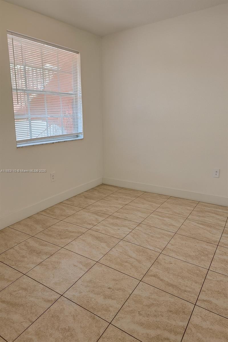 WINDSOR ESTATES CONDO NO - Residential Lease