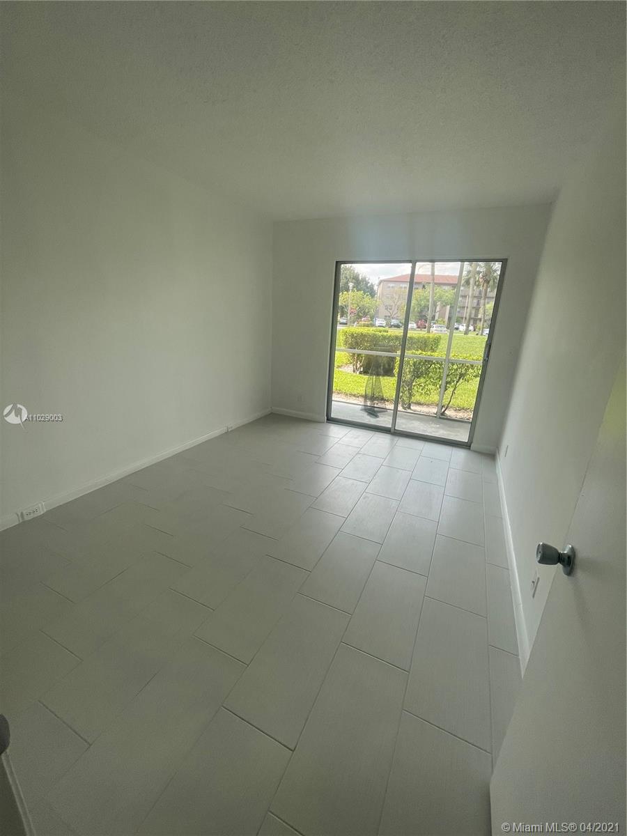 NEW HAMPTON AT CENTURY VI - Residential Lease