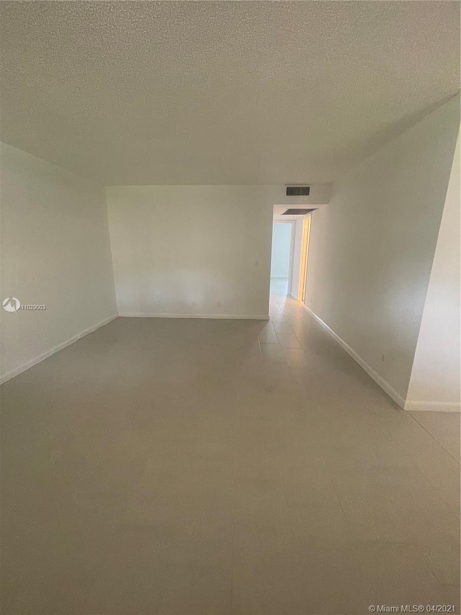 NEW HAMPTON AT CENTURY VI - Residential Lease