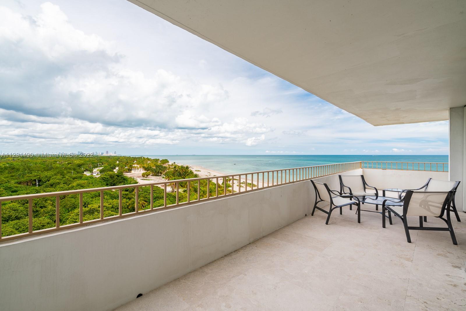 KEY BISCAYNE COMMODORE CL - Residential