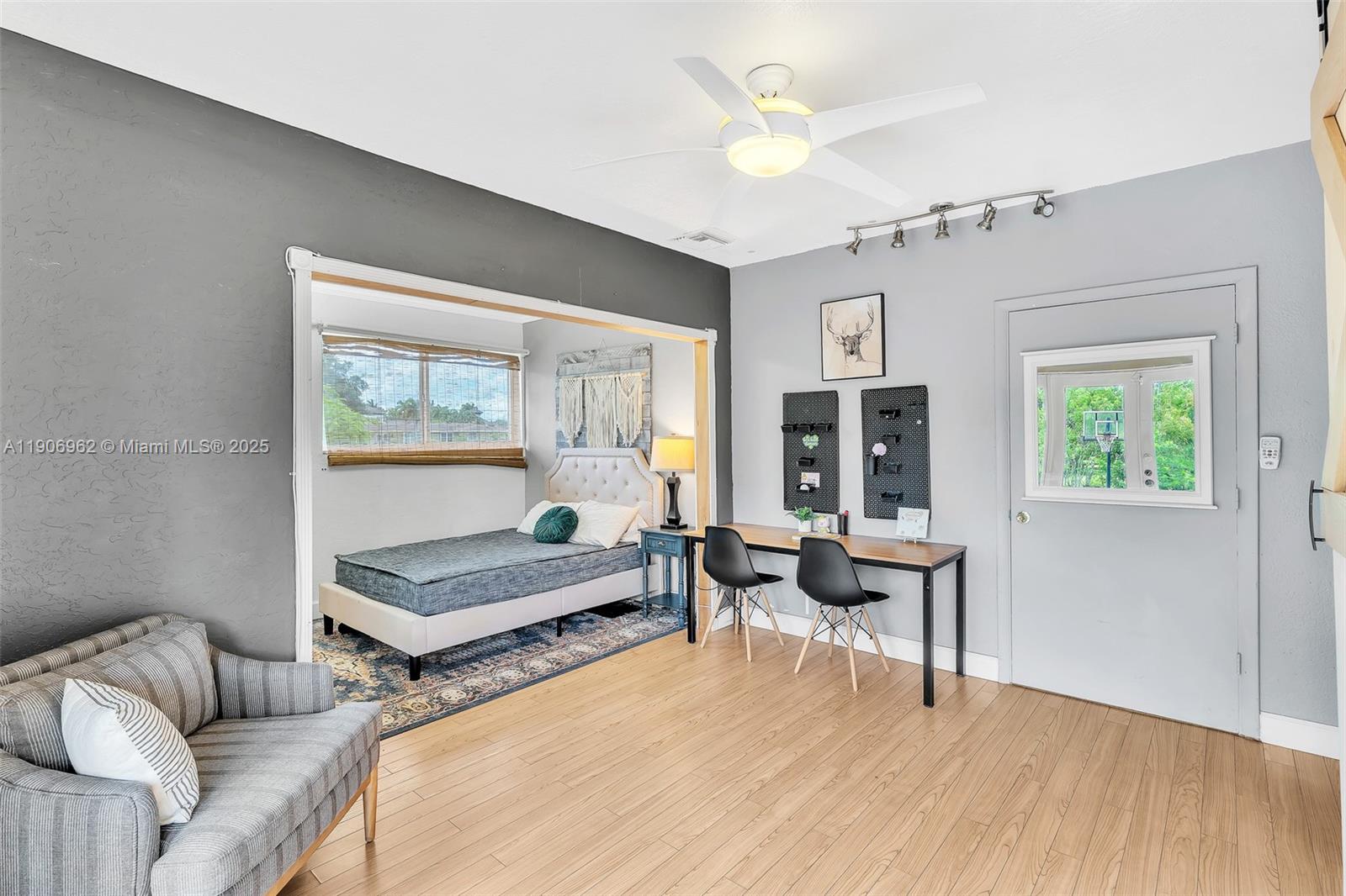 Rolling Oaks - Residential