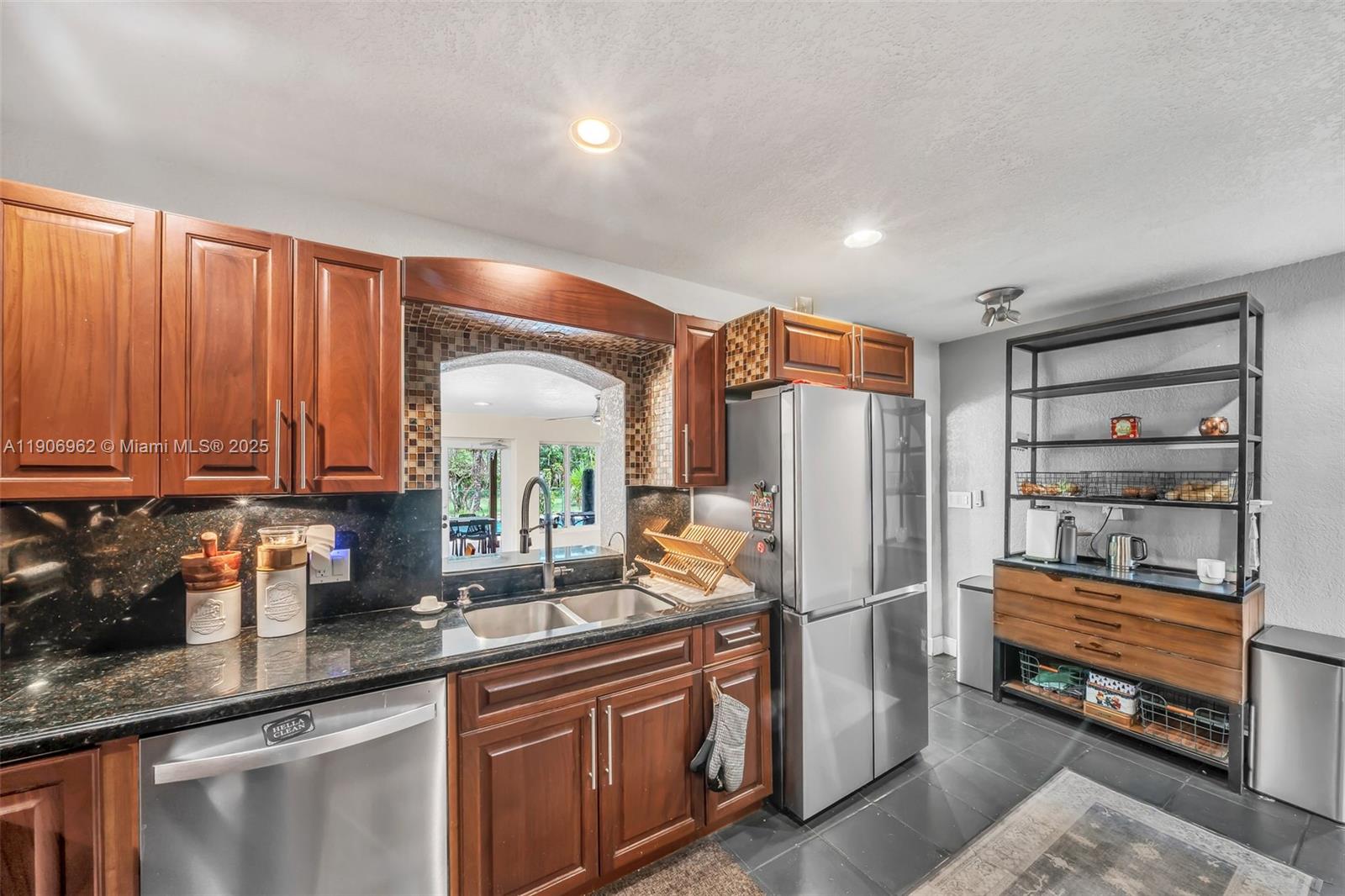 Rolling Oaks - Residential