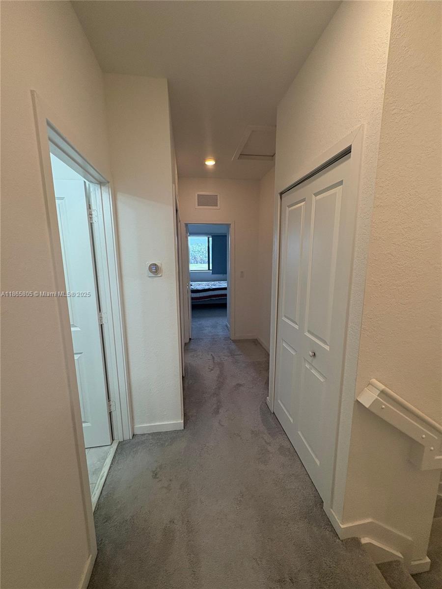 TROPICAL BREEZE TOWNHOUSE - Residential