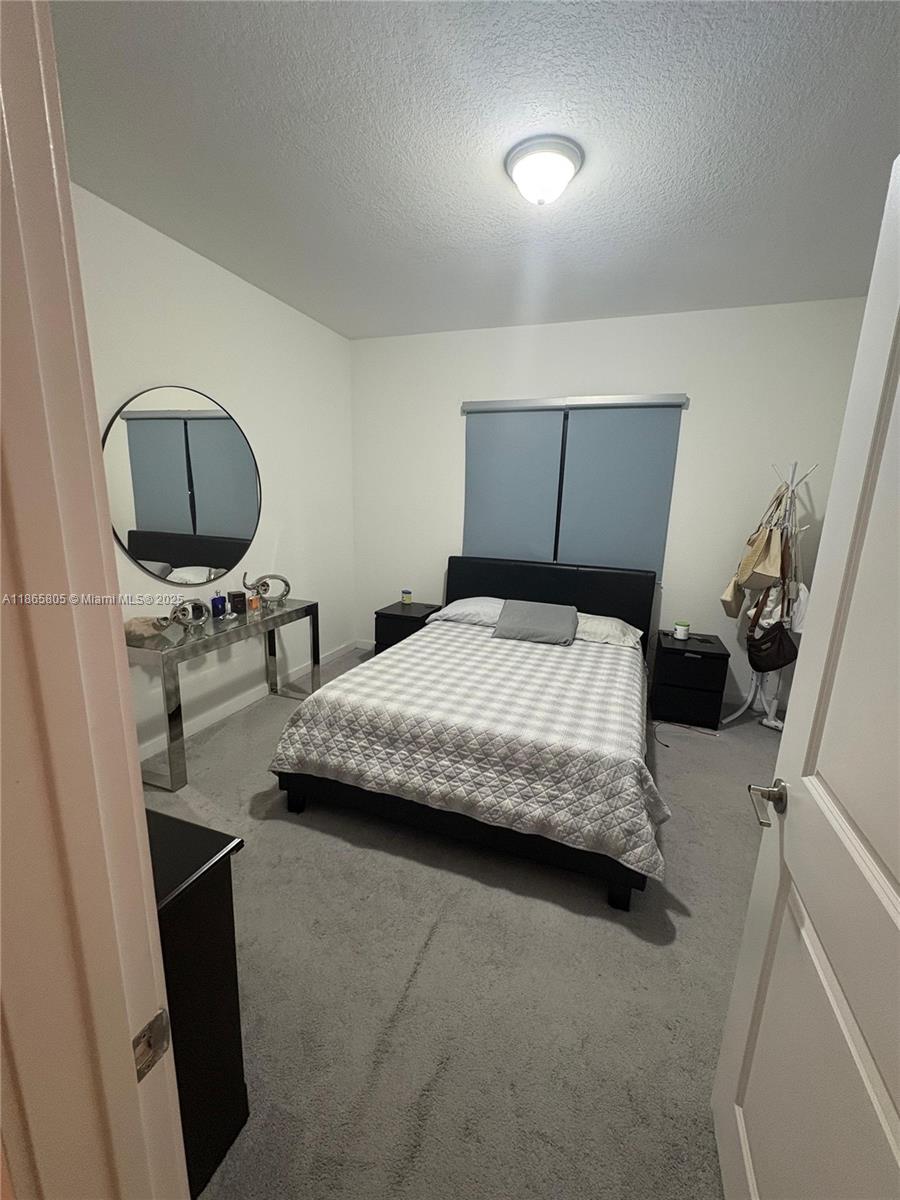 TROPICAL BREEZE TOWNHOUSE - Residential