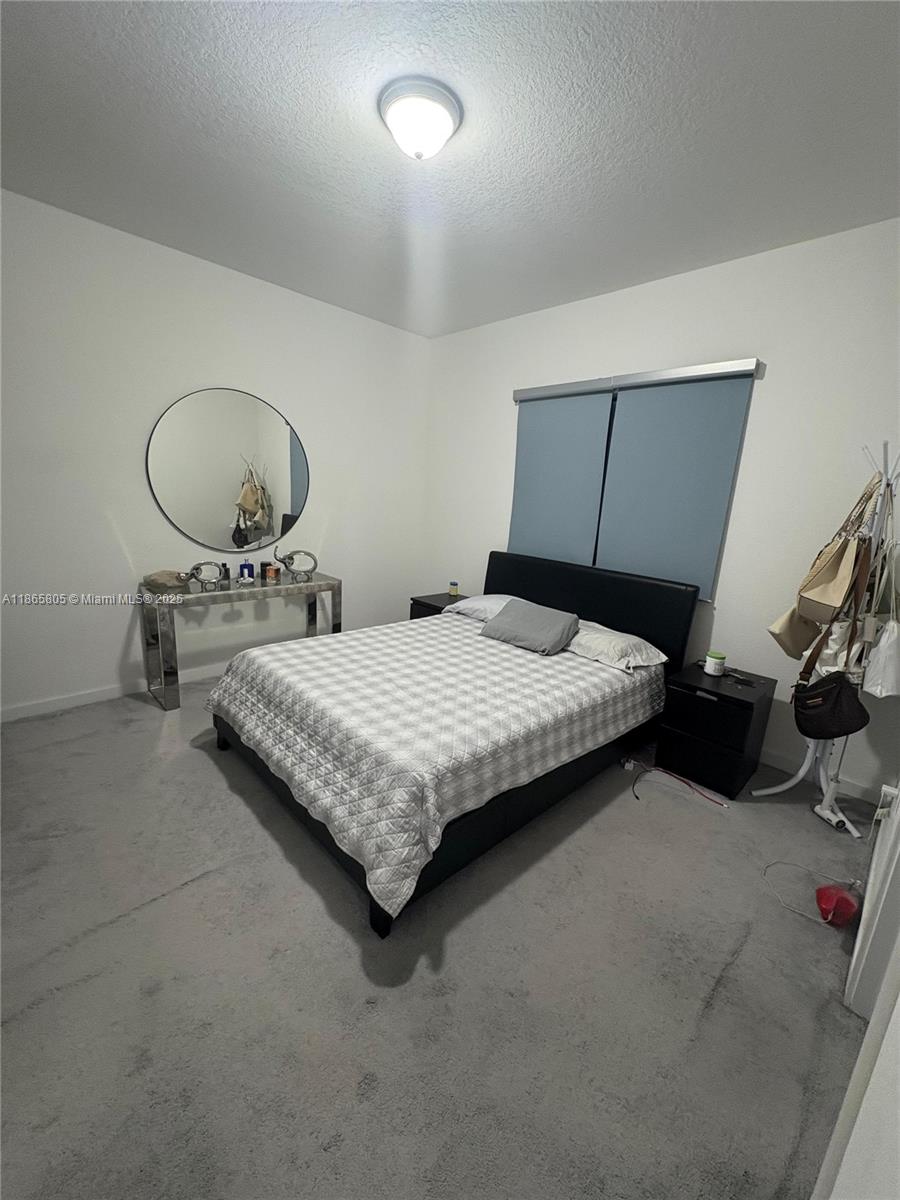 TROPICAL BREEZE TOWNHOUSE - Residential