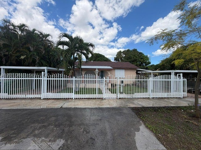 3515 NW 12th St