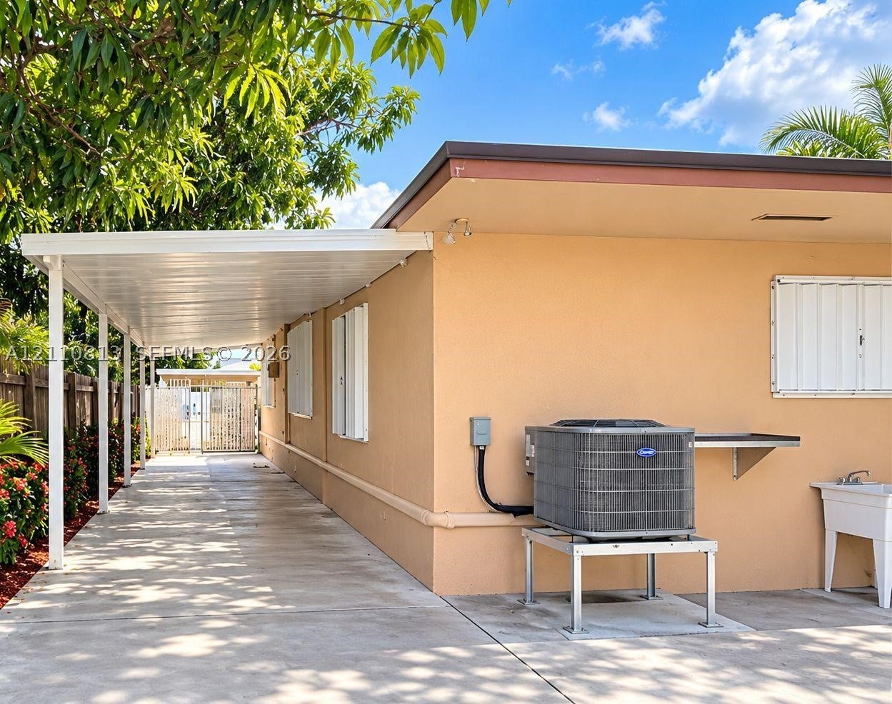 3515 NW 12th St, Miami FL 33125