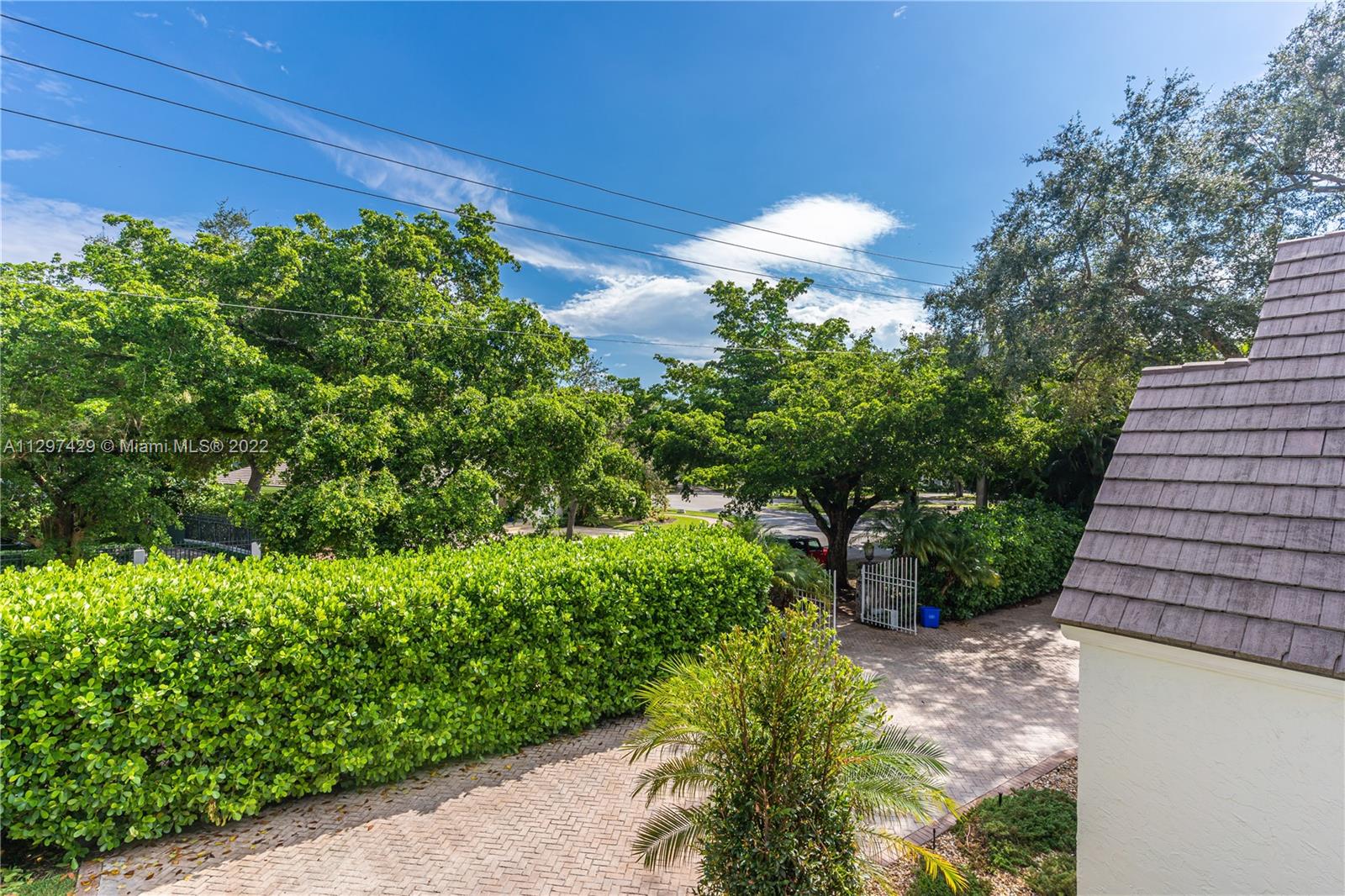 CORAL GABLES RIVIERA SEC - Residential