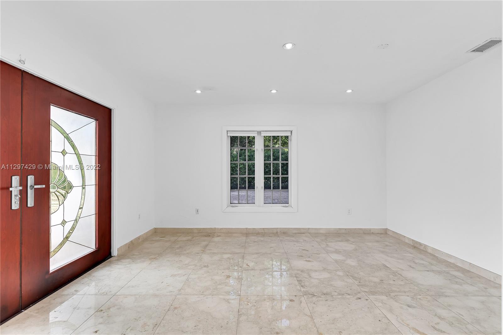 CORAL GABLES RIVIERA SEC - Residential