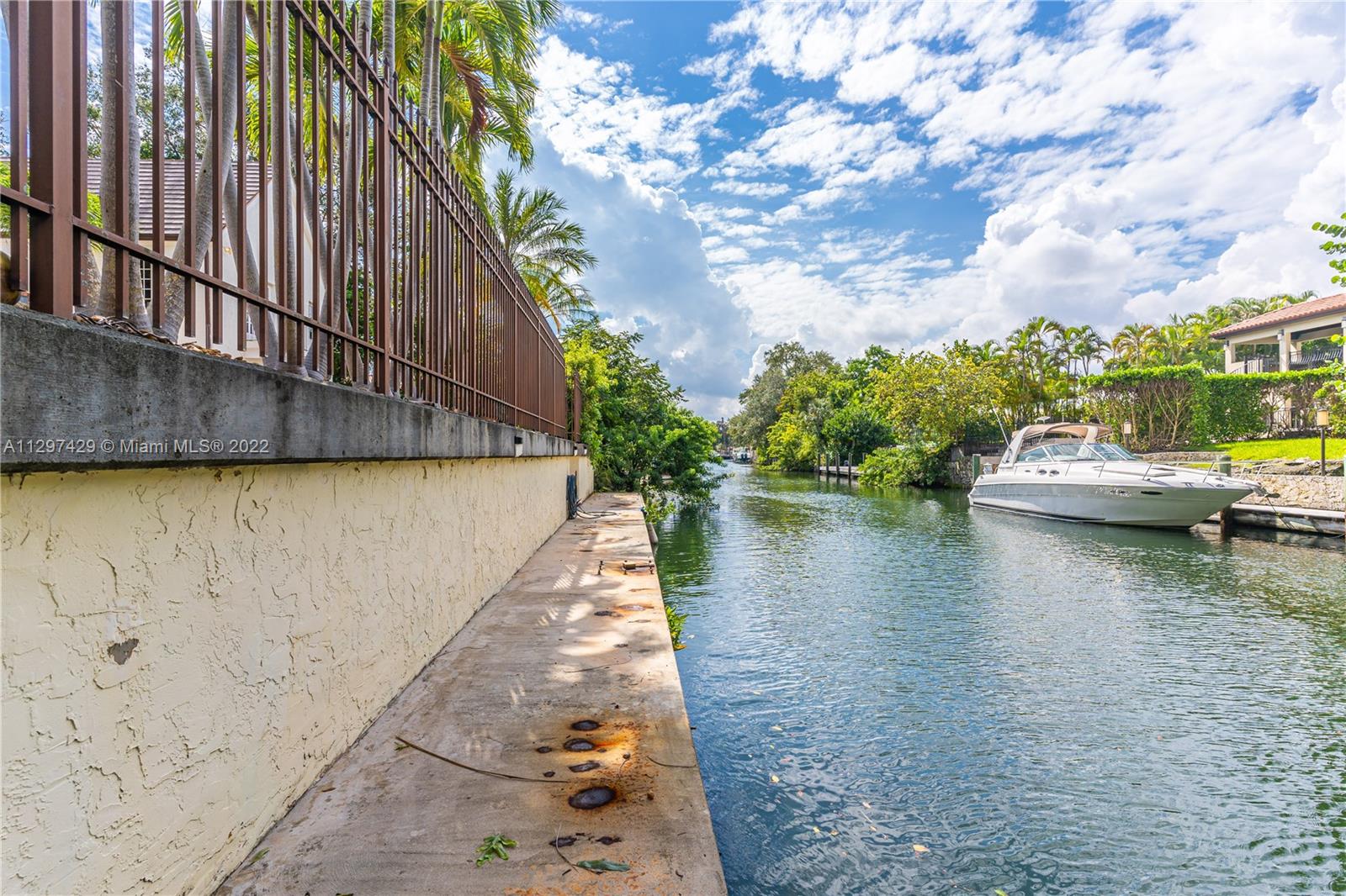 CORAL GABLES RIVIERA SEC - Residential