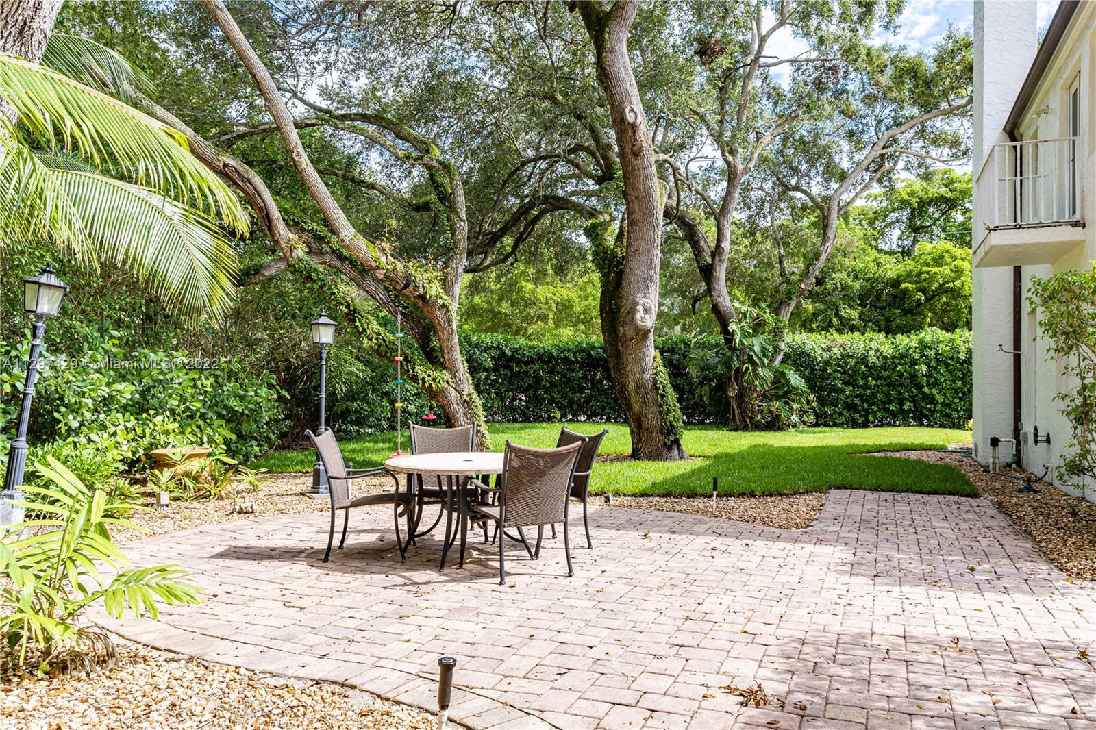 CORAL GABLES RIVIERA SEC - Residential