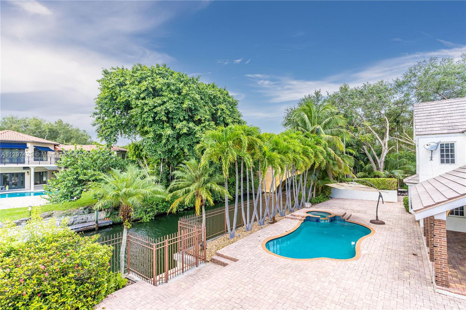 CORAL GABLES RIVIERA SEC - Residential