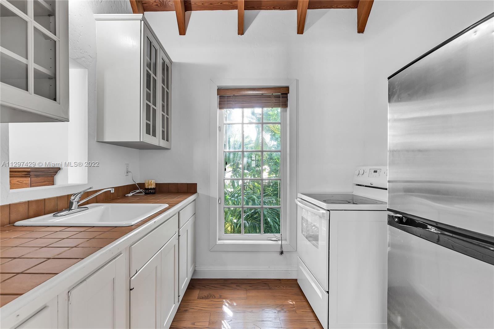 CORAL GABLES RIVIERA SEC - Residential