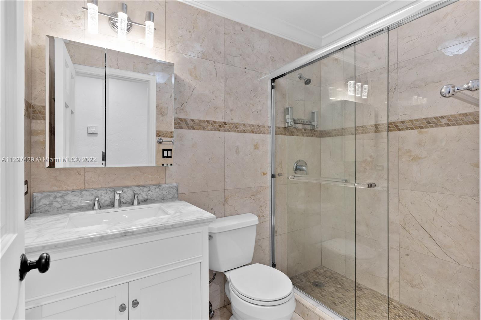 CORAL GABLES RIVIERA SEC - Residential