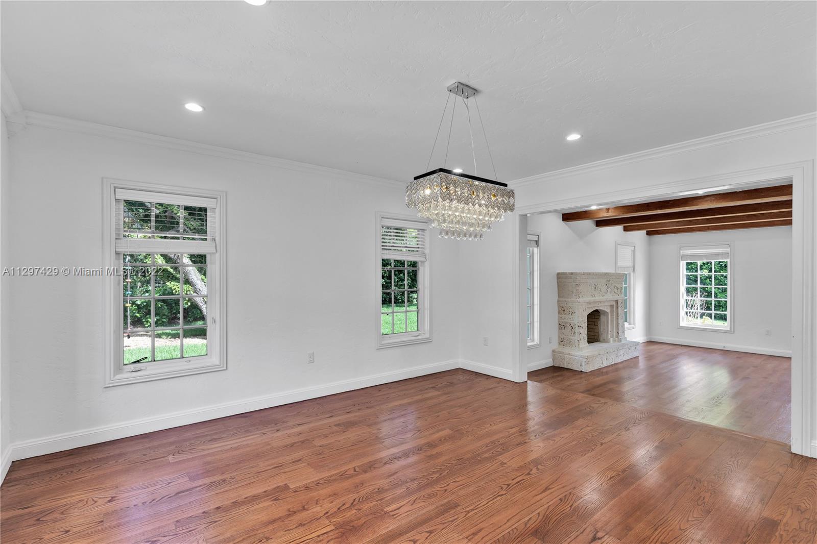 CORAL GABLES RIVIERA SEC - Residential