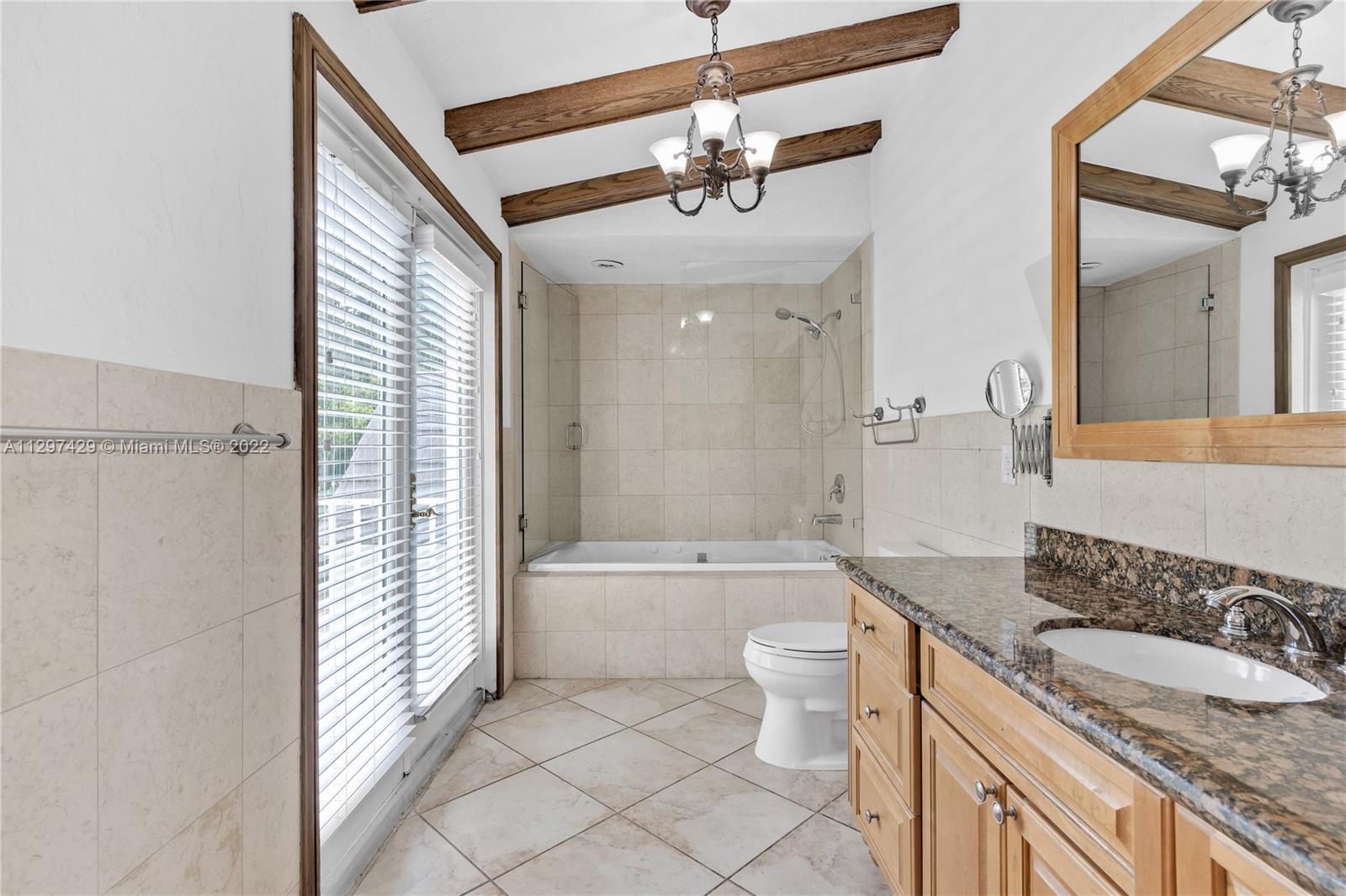 CORAL GABLES RIVIERA SEC - Residential