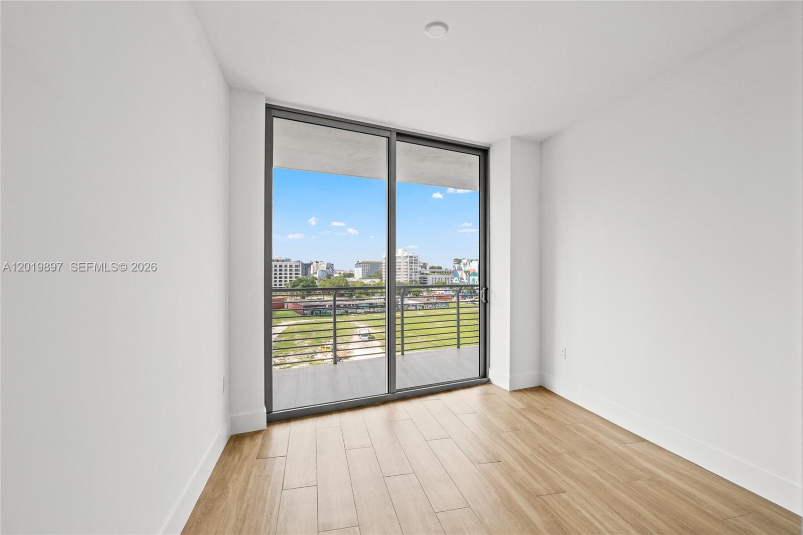 BUENA VISTA WEST - Residential
